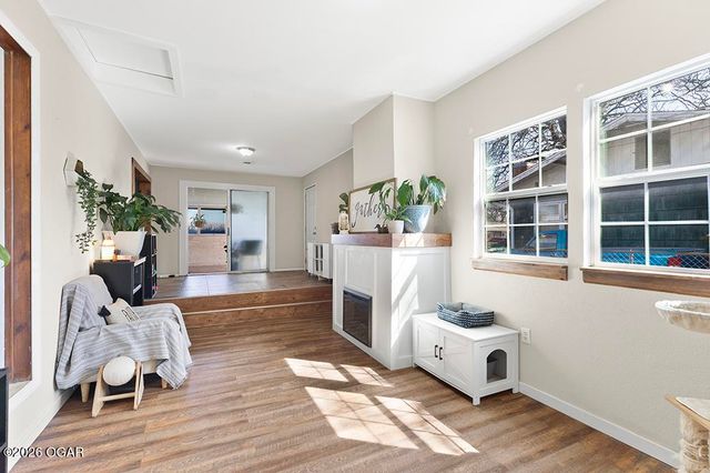 2620 N Miller Avenue, Joplin, MO 64801