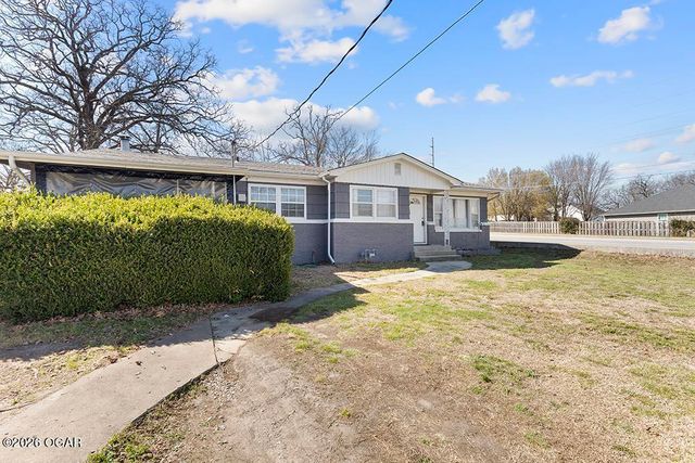 2620 N Miller Avenue, Joplin, MO 64801