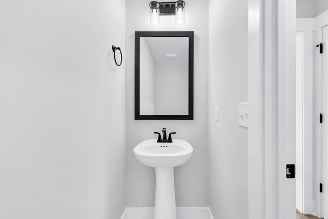 264 Switchgrass Dr, Clarksville, TN 37042