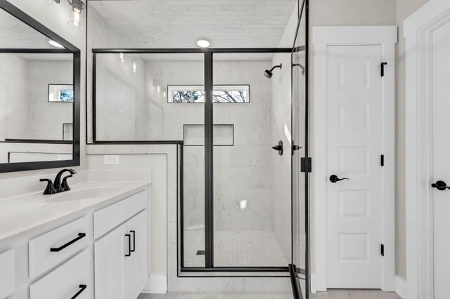 264 Switchgrass Dr, Clarksville, TN 37042