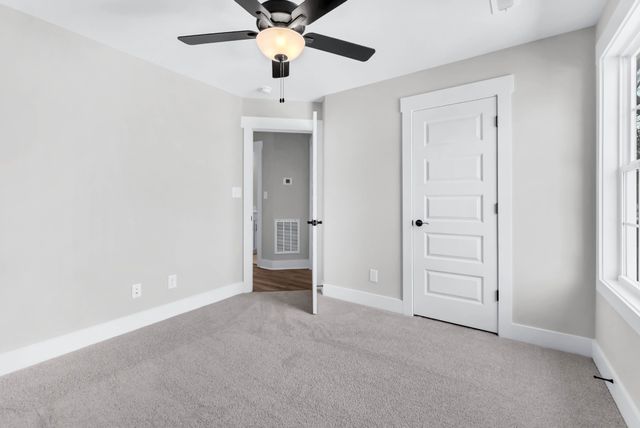 264 Switchgrass Dr, Clarksville, TN 37042