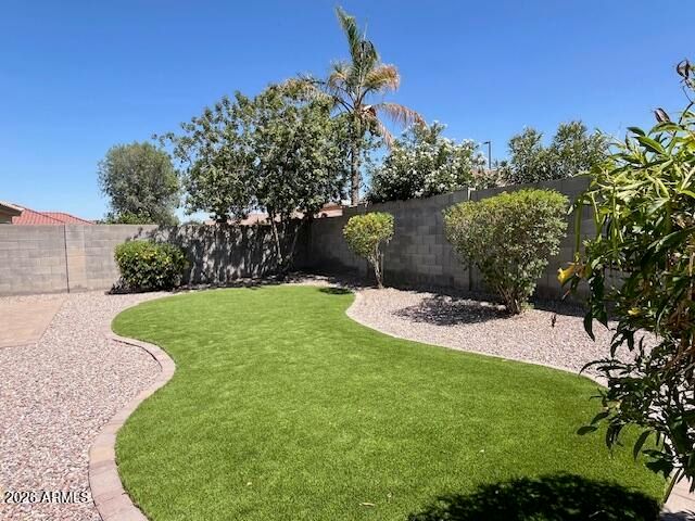 2847 W Five Mile Peak Road, San Tan Valley, AZ 85144