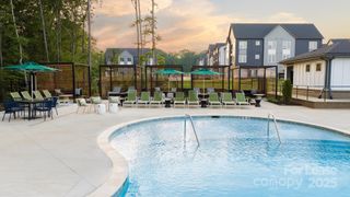 5200 N Oxford Pond Drive B1, Charlotte, NC 28262