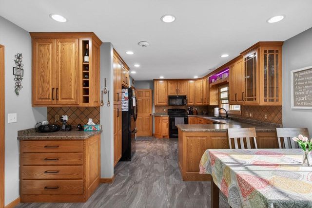 911 19TH STREET S, Wisconsin Rapids, WI 54494