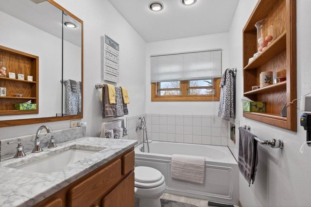 911 19TH STREET S, Wisconsin Rapids, WI 54494