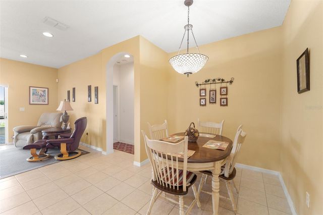 2815 WOOD POINTE DRIVE, Holiday, FL 34691