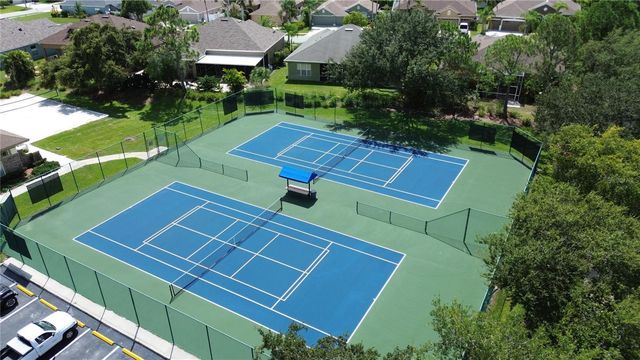 2815 WOOD POINTE DRIVE, Holiday, FL 34691