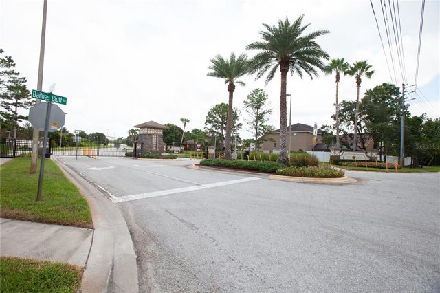2815 WOOD POINTE DRIVE, Holiday, FL 34691