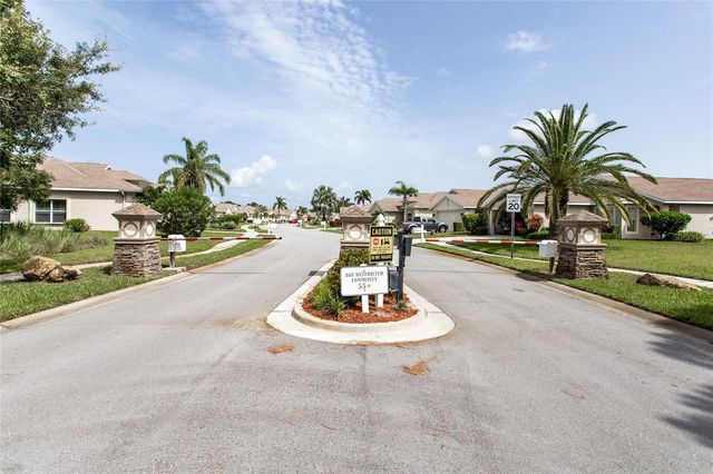 2815 WOOD POINTE DRIVE, Holiday, FL 34691