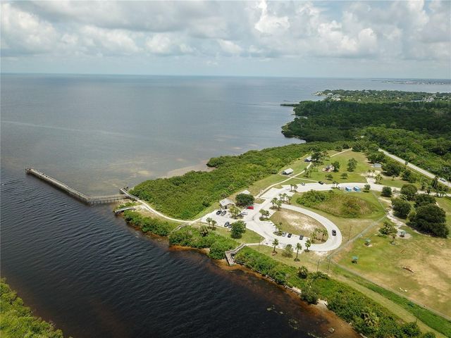 2815 WOOD POINTE DRIVE, Holiday, FL 34691