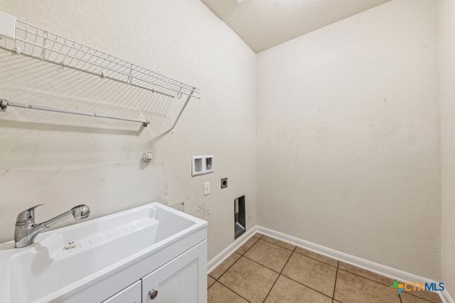 2314 Broken Wheel Lane, New Braunfels, TX 78130