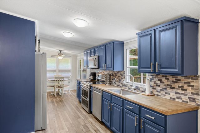 9556 County Road 2400, Quinlan, TX 75474