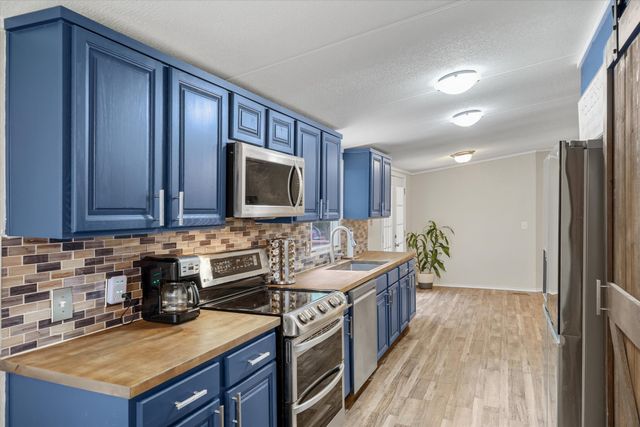 9556 County Road 2400, Quinlan, TX 75474