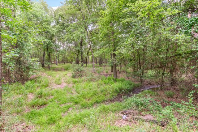9556 County Road 2400, Quinlan, TX 75474