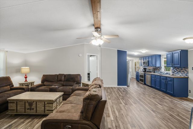 9556 County Road 2400, Quinlan, TX 75474
