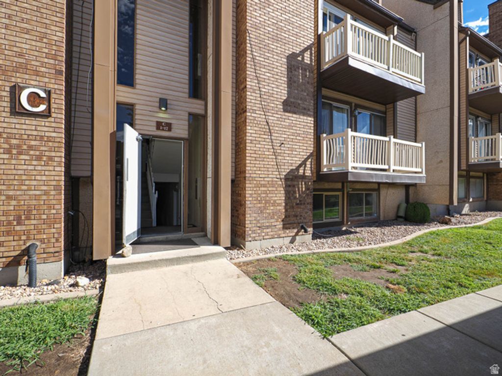 88 W 50 S #C-1, Centerville, UT 84014 — photo 2