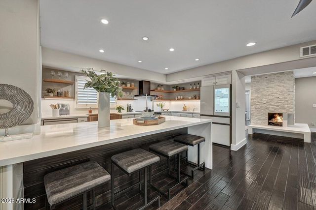 3307 S TERRACE Road, Tempe, AZ 85282