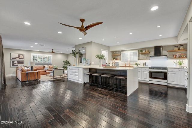 3307 S TERRACE Road, Tempe, AZ 85282