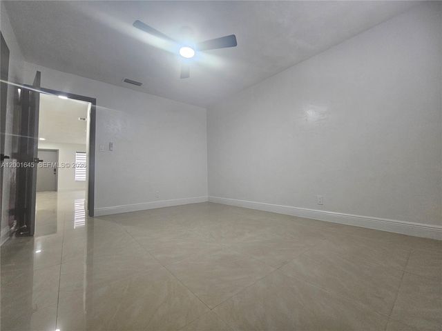 700 NE 46th Ct 2, Oakland Park, FL 33334