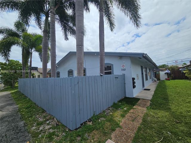 700 NE 46th Ct 2, Oakland Park, FL 33334