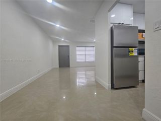 700 NE 46th Ct 2, Oakland Park, FL 33334