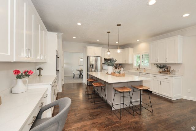 3860 S VIEWCREST DR, Salt Lake City, UT 84124