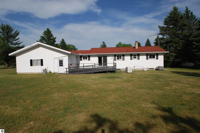3109 Lupton Road, Lupton, MI 48635
