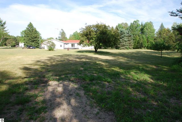 3109 Lupton Road, Lupton, MI 48635