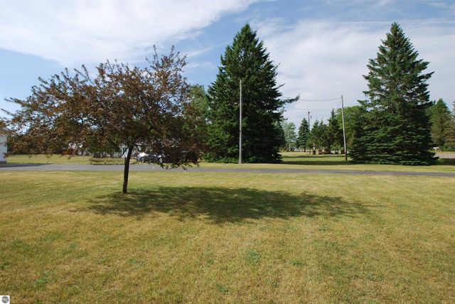 3109 Lupton Road, Lupton, MI 48635