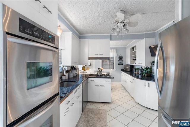 84 Raymond Avenue, Rutherford, NJ 07070