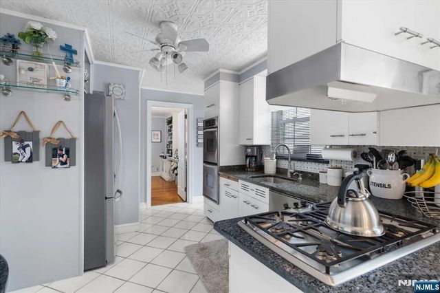 84 Raymond Avenue, Rutherford, NJ 07070