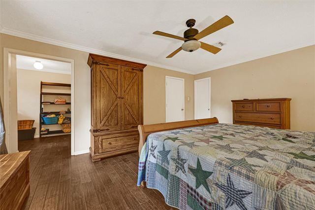 17612 Fairway Oaks Drive, Spring, TX 77379