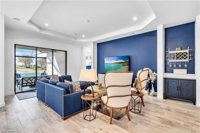 8911 Cappello CT, Naples, FL 34119