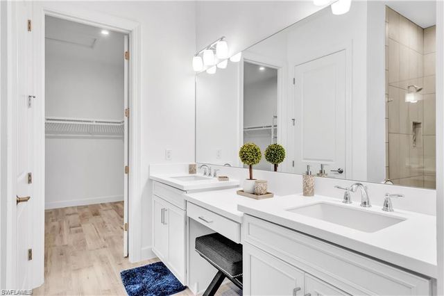 8911 Cappello CT, Naples, FL 34119