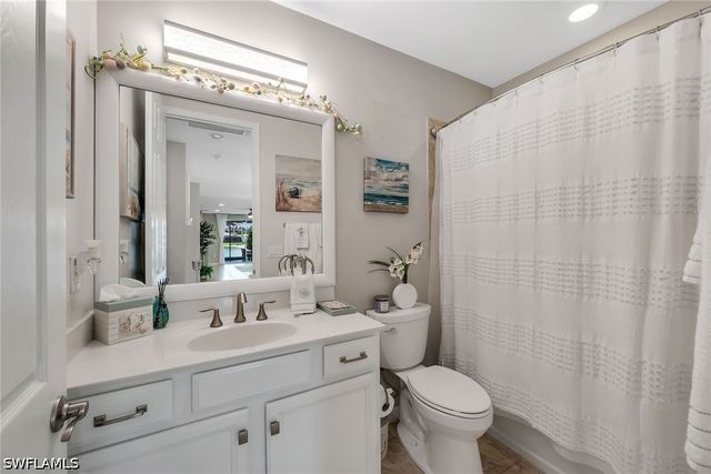14815 Edgewater CIR, Naples, FL 34114