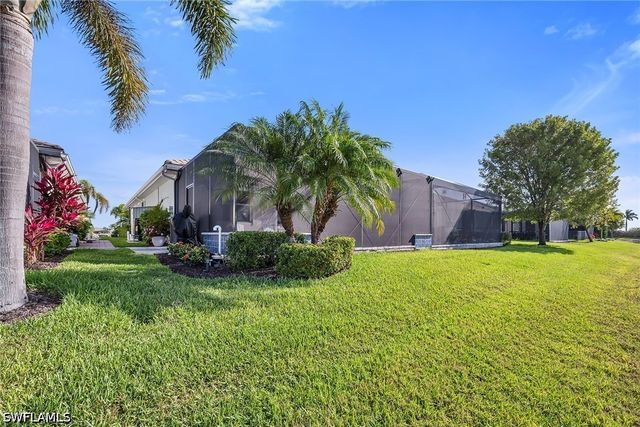 14815 Edgewater CIR, Naples, FL 34114
