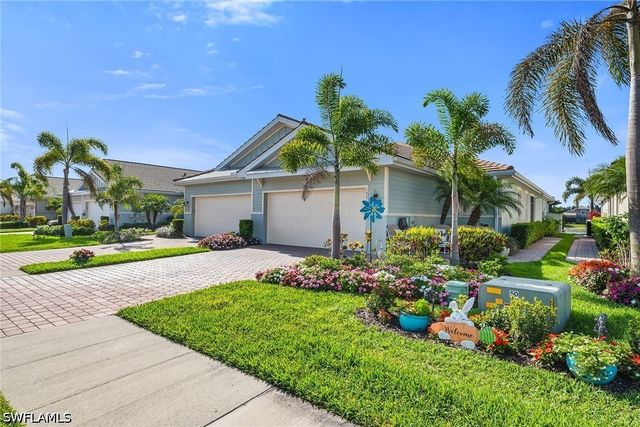 14815 Edgewater CIR, Naples, FL 34114