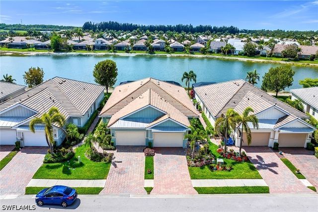 14815 Edgewater CIR, Naples, FL 34114