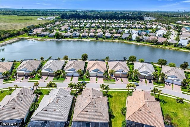 14815 Edgewater CIR, Naples, FL 34114
