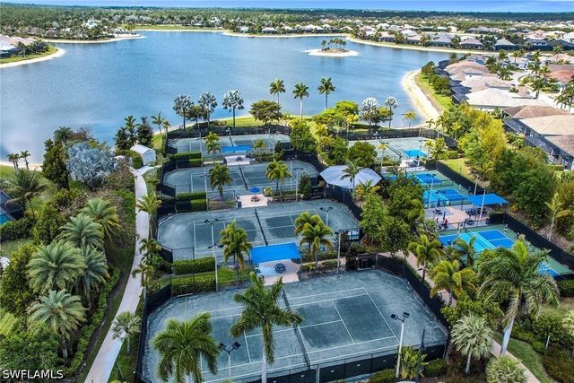 14815 Edgewater CIR, Naples, FL 34114