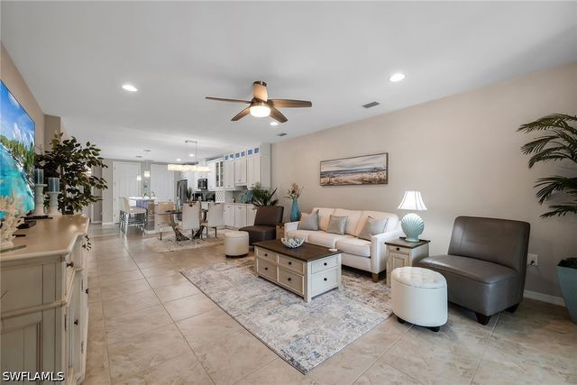 14815 Edgewater CIR, Naples, FL 34114
