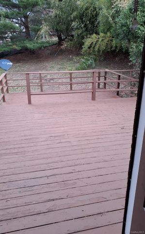 5 Suzie Drive, Spring Valley, NY 10977