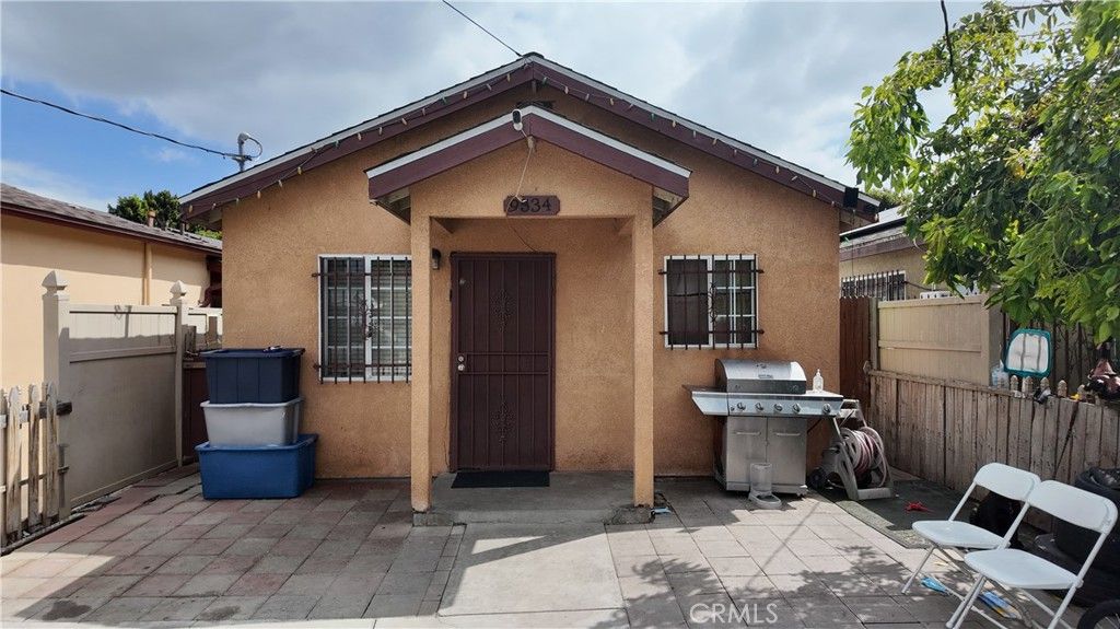 9534 Hickory, Los Angeles, CA 90002 — exterior