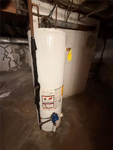 420 Parkwood Rd, Arlington, PA 15210