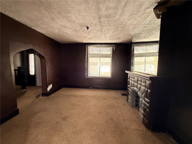 420 Parkwood Rd, Arlington, PA 15210