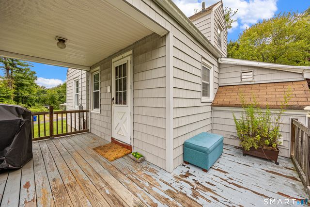 11 Cottage Road, Harwinton, CT 06791