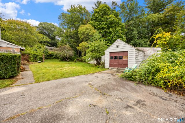 11 Cottage Road, Harwinton, CT 06791