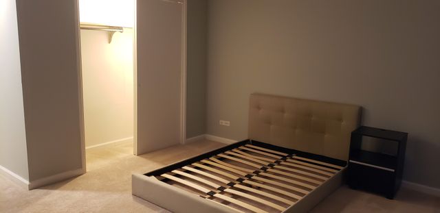 1198 Royal Glen Drive 121-C, Glen Ellyn, IL 60137