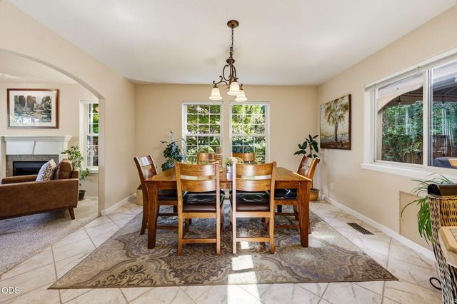 1075 Anglers Place, Shady Cove, OR 97539