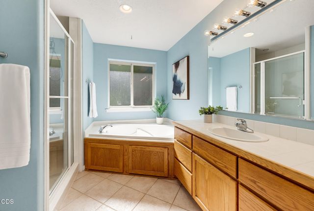 1075 Anglers Place, Shady Cove, OR 97539